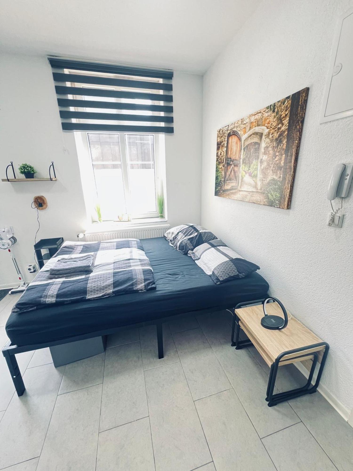 Traumhaftes 1-Zi Apartment Mit Gartennutzung Naehe Krefeld Hbf Ngoại thất bức ảnh